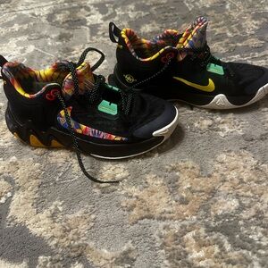 Nike Kids Nike Athens Sneakers Black with Yellow and Green Accents size 4